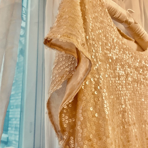 Sequin in dreamy vanilla, L, double layered, soft interior, simply beautiful - Picture 3 of 14